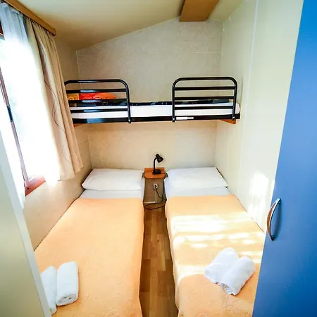 Mobile Homes Punta Üdülőpark Pakoštane