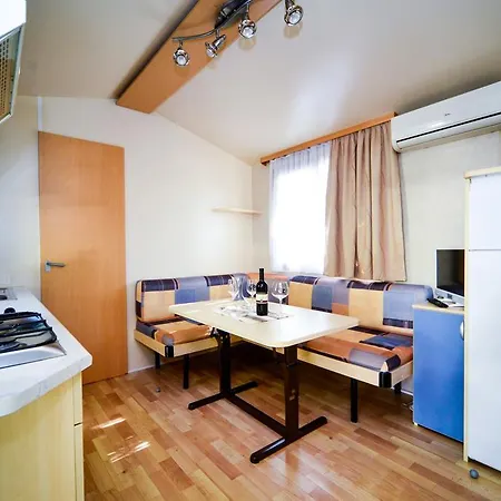 Üdülőpark Mobile Homes Punta Pakoštane