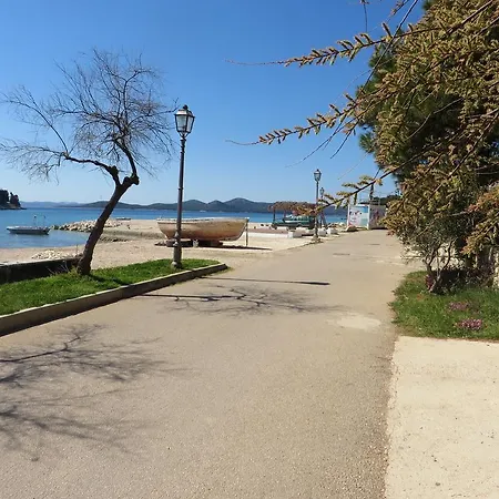 Mobile Homes Punta Üdülőpark Pakoštane