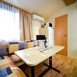 Mobile Homes Punta 3*