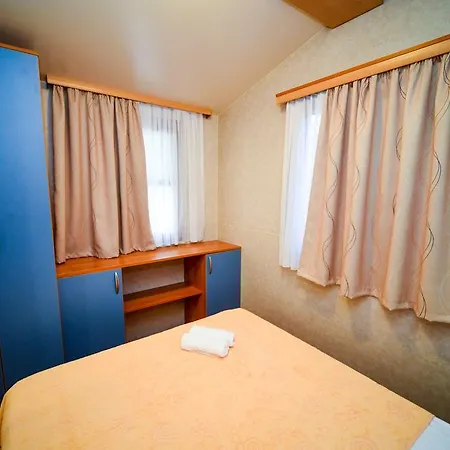 Prázdninový areál Mobile Homes Punta Pakoštane